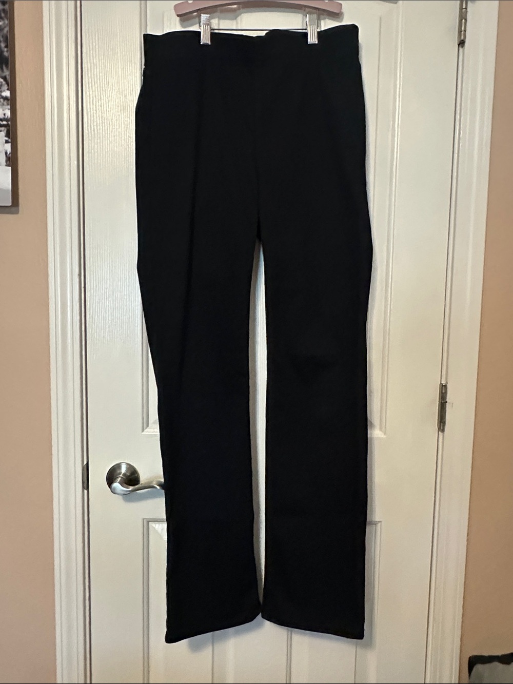 NYDJ MARYLAND STRAIGHT PULL ON black jeans- Size 12-14-16